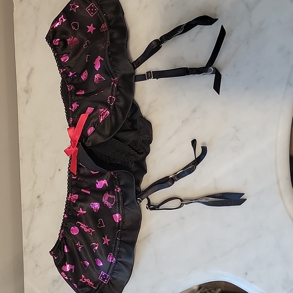 Victoria's Sexy Little Things Bra Panty Garter Lingerie Set 32B XS Vegas Magic - Picture 5 of 10